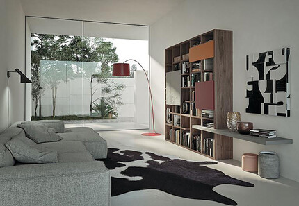 Mueble que juega con el color y el material táctil y también una singular geometría que da como resultado un mueble único de Mobilgam.